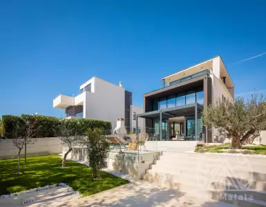 Buy in Croatia for 2250000€