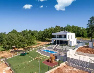 Buy in Croatia for 885000€