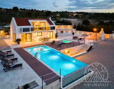 Buy in Croatia for 1290000€