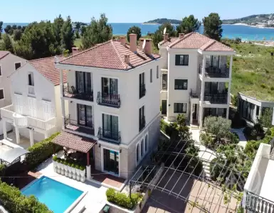 Buy in Croatia for 2500000€