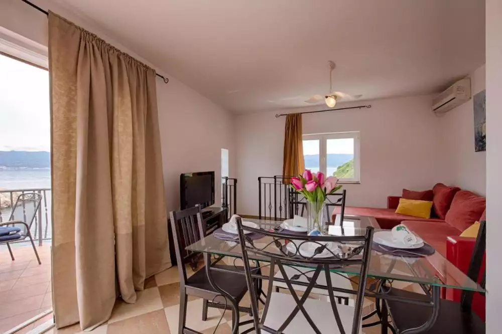 Villa 120m² in Croatia, Krka. Priced at 960000€ rent photo-24