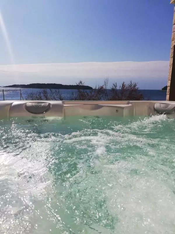 Villa 250m² in Croatia, Korcula. Priced at 1450000€ rent photo-12
