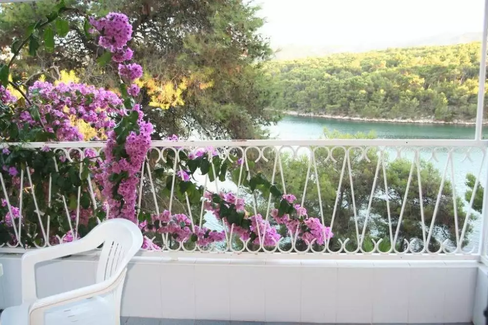 Hotels 220m² in Croatia, Vrboska. Priced at 750000€ rent photo-4