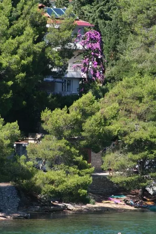 Hotels 220m² in Croatia, Vrboska. Priced at 750000€ rent photo-6