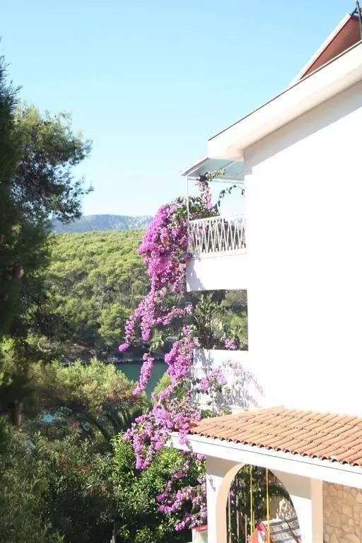 Hotels 220m² in Croatia, Vrboska. Priced at 750000€ rent photo-8