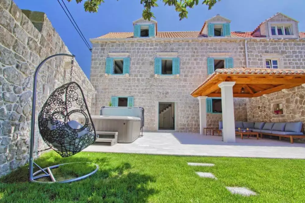 Villa 219m² in Croatia, Cavtat. Priced at 3000000€ rent photo-18
