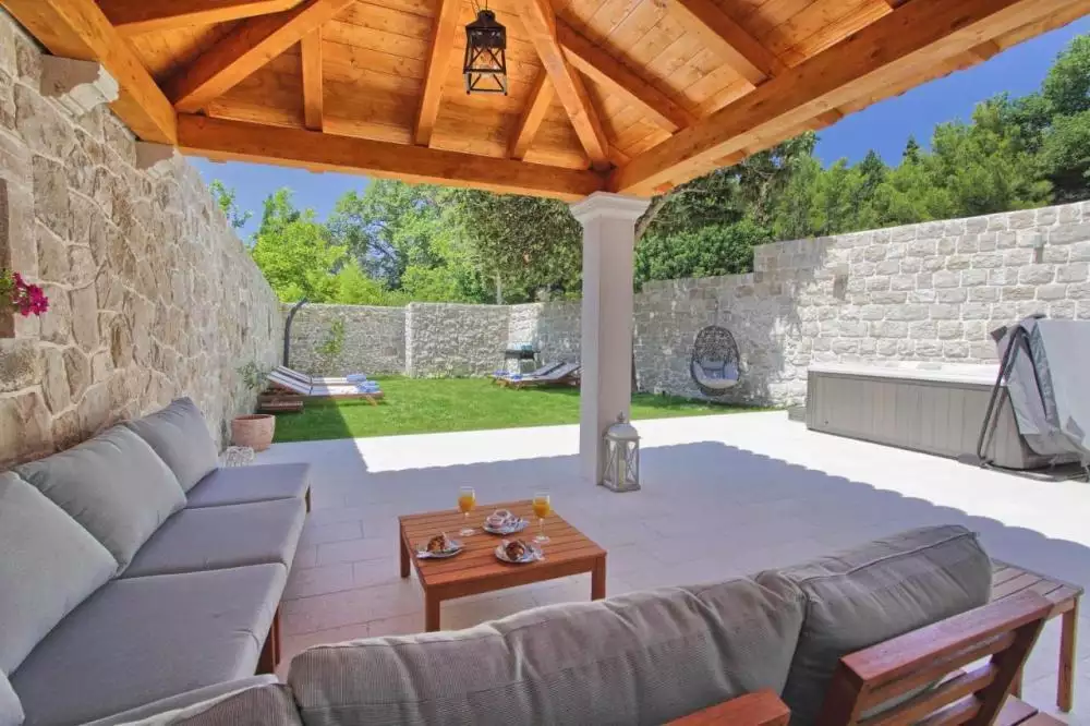 Villa 219m² in Croatia, Cavtat. Priced at 3000000€ rent photo-25