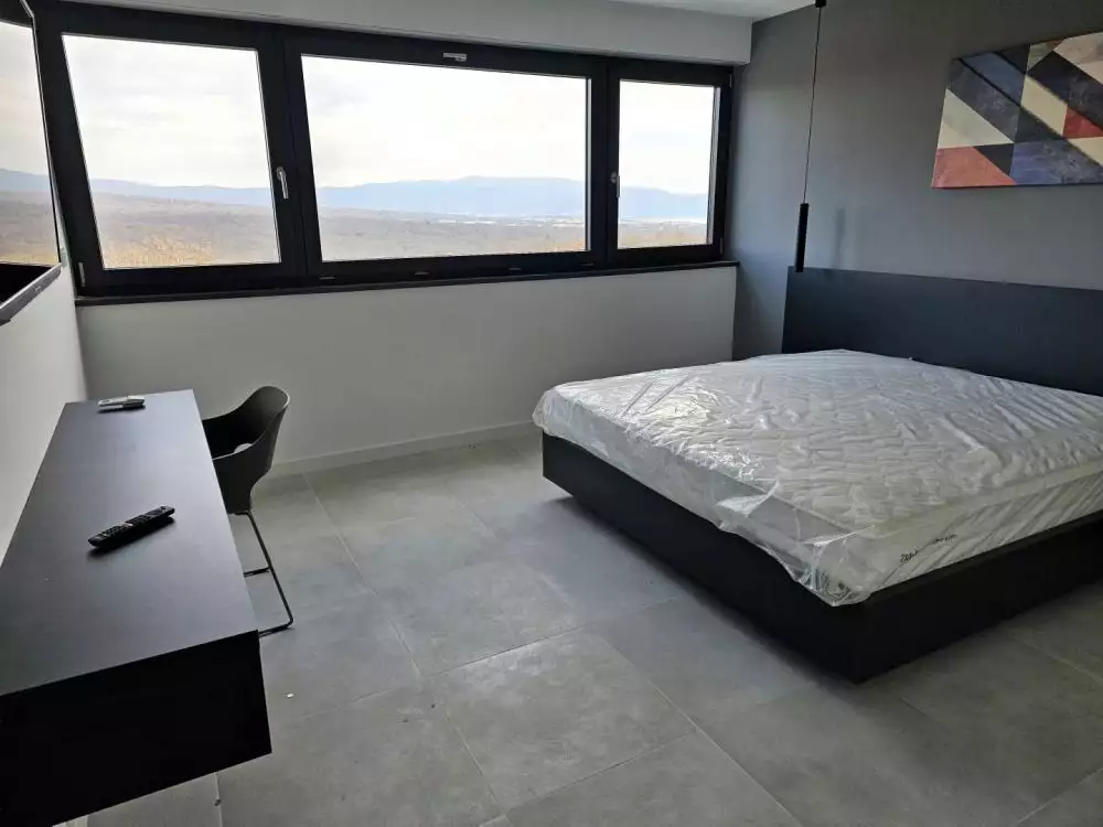 Villa 210m² in Croatia, Krka. Priced at 1350000€ rent photo-11