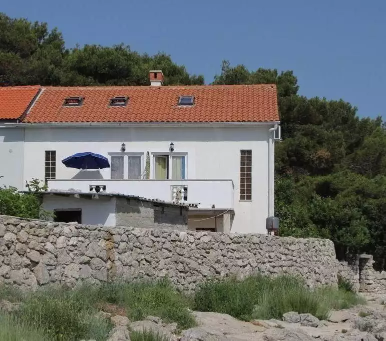 Villa 150m² in Croatia, Krka. Priced at 3000000€ rent photo-2
