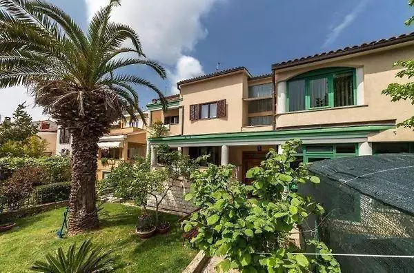 Hotels 550m² in Croatia, Pula. Priced at 1650000€ rent photo-7