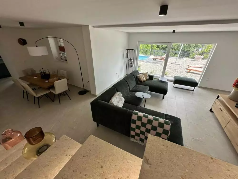 Villa 328m² in Croatia, Poljane. Priced at 1000000€ rent photo-8