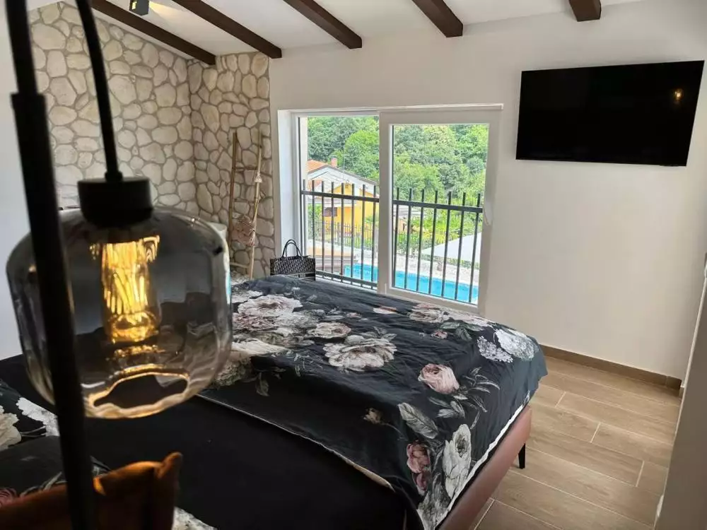 Villa 328m² in Croatia, Poljane. Priced at 1000000€ rent photo-23
