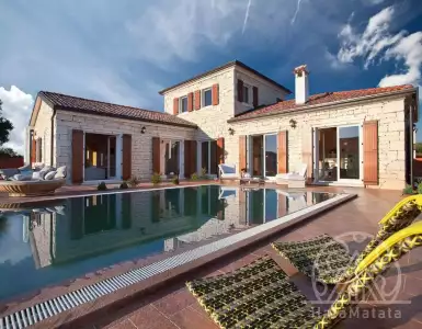 Buy in Croatia for 1100000€