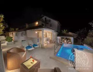 Buy in Croatia for 1100000€