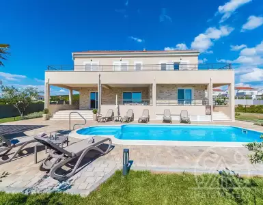 Buy in Croatia for 900000€