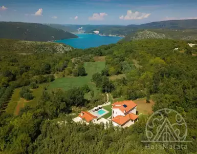 Buy in Croatia for 1400000€