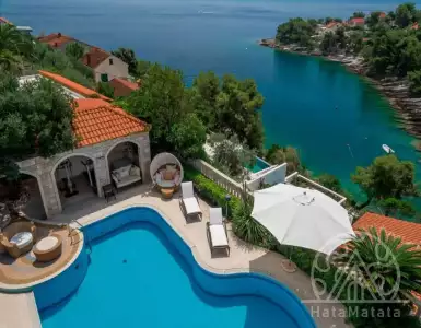 Buy in Croatia for 2500000€