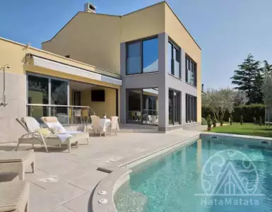 Buy in Croatia for 2250000€