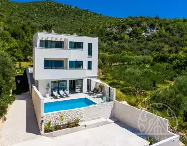 Buy in Croatia for 1700000€