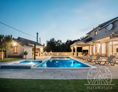 Buy in Croatia for 980000€