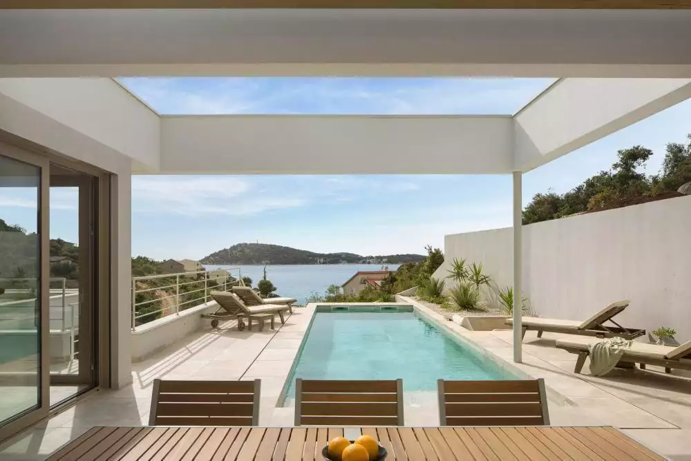 Villa 287m² in Croatia, Rogoznica. Priced at 1850000€ rent photo-1