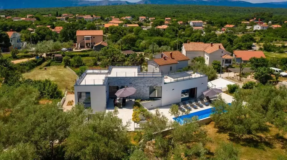 Villa 163m² in Croatia, Krka. Priced at 999999€ rent photo-1