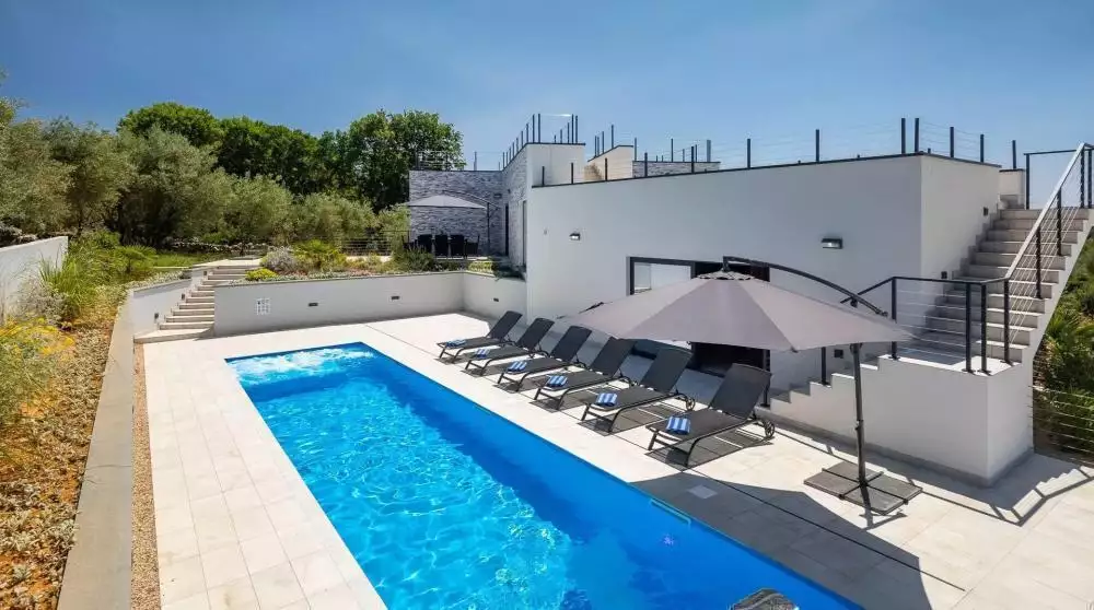 Villa 163m² in Croatia, Krka. Priced at 999999€ rent photo-5