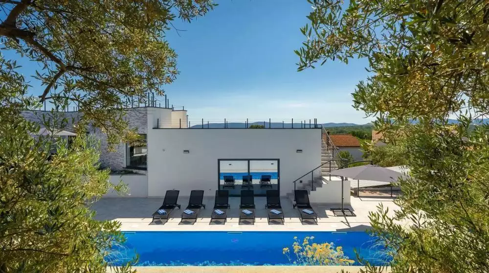 Villa 163m² in Croatia, Krka. Priced at 999999€ rent photo-10
