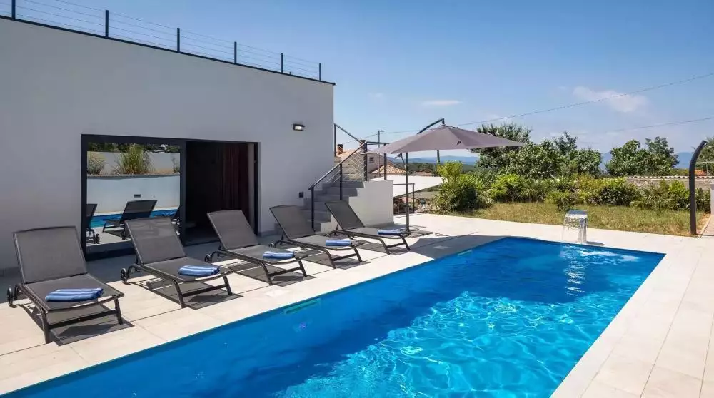 Villa 163m² in Croatia, Krka. Priced at 999999€ rent photo-13
