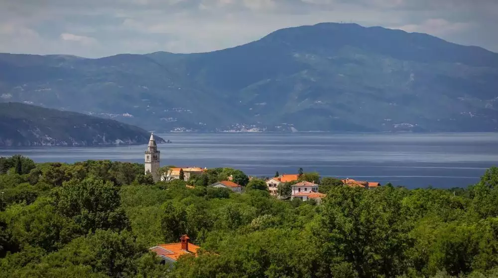 Villa 163m² in Croatia, Krka. Priced at 999999€ rent photo-16