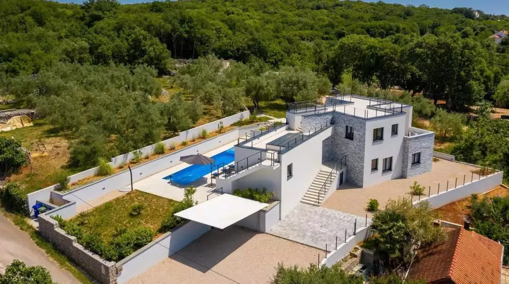 Villa 163m² in Croatia, Krka. Priced at 999999€ rent photo-18