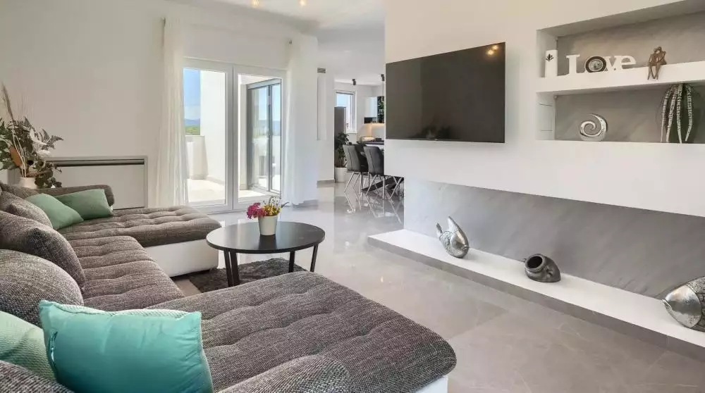 Villa 163m² in Croatia, Krka. Priced at 999999€ rent photo-21