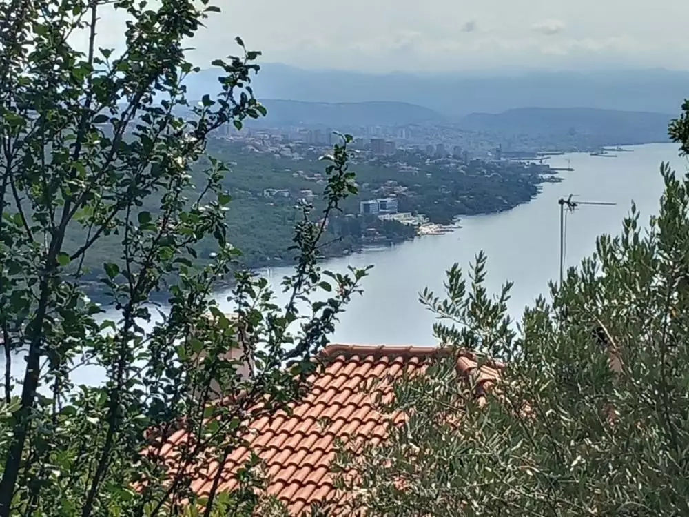 Villa 366m² in Croatia, Pobri. Priced at 730000€ rent photo-3