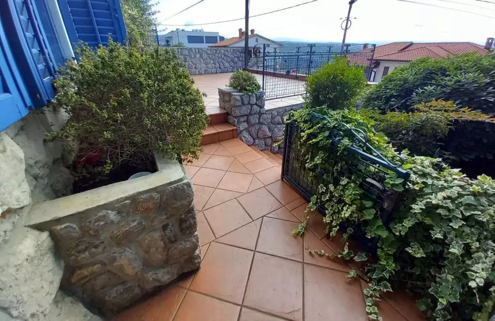 Villa 366m² in Croatia, Pobri. Priced at 730000€ rent photo-7