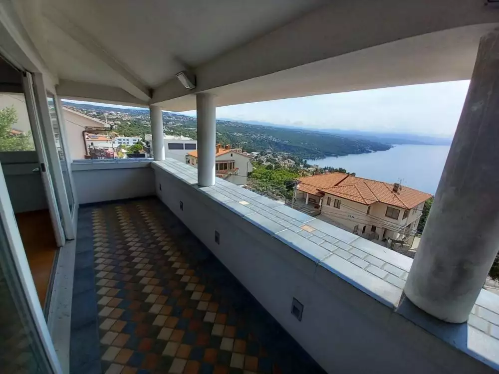 Villa 366m² in Croatia, Pobri. Priced at 730000€ rent photo-17