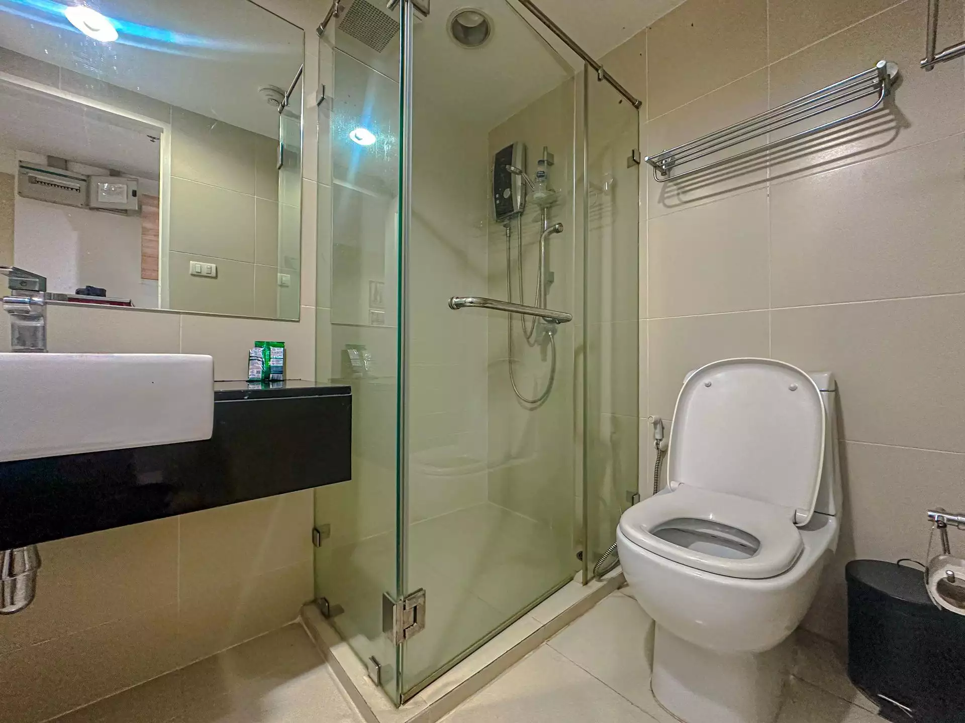 Flat 47m² in Thailand, Bangkok. Priced at 281564$ rent photo-4