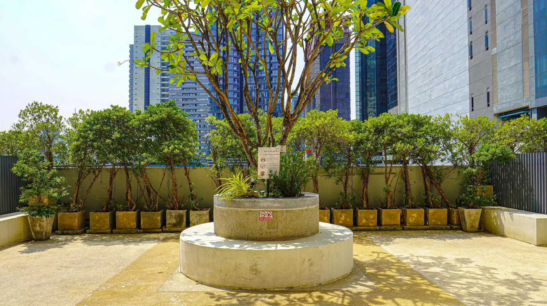 Flat 47m² in Thailand, Bangkok. Priced at 281564$ rent photo-5