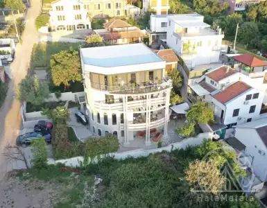 Buy in Montenegro for 650000€