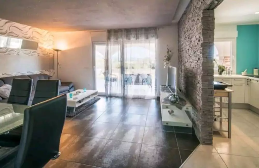 Villa 330m² in Croatia, Krka. Priced at 1800000€ rent photo-5