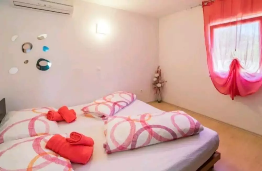 Villa 330m² in Croatia, Krka. Priced at 1800000€ rent photo-19