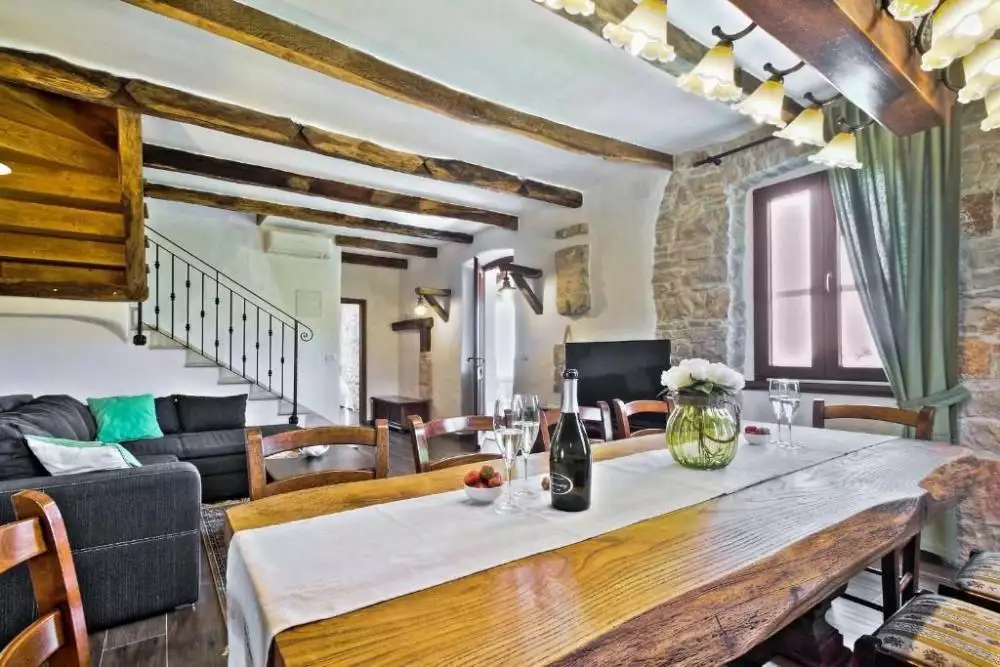 Villa 180m² in Croatia, Umag. Priced at 750000€ rent photo-10