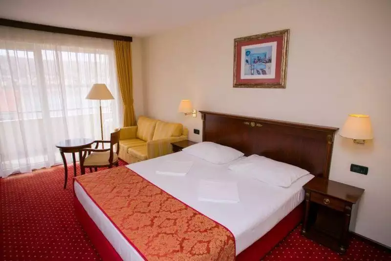 Hotels 3500m² in Spain, Lo Pagan. Priced at 4950000€ rent photo-12