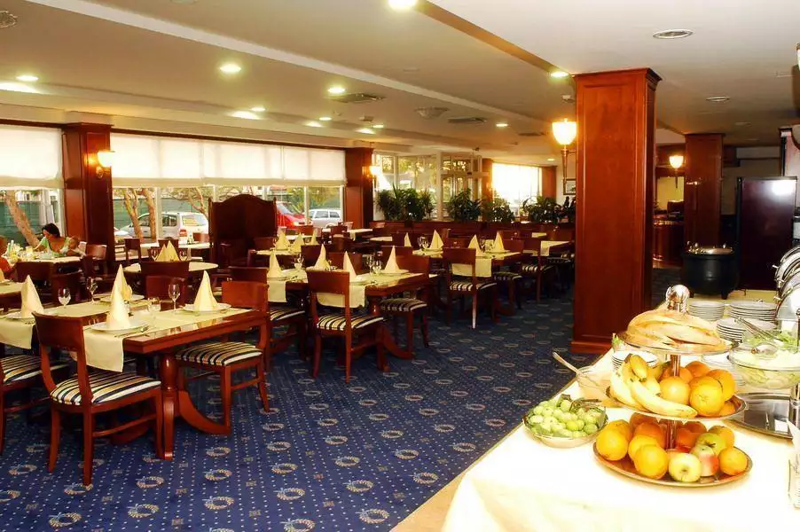Hotels 3500m² in Spain, Lo Pagan. Priced at 4950000€ rent photo-14