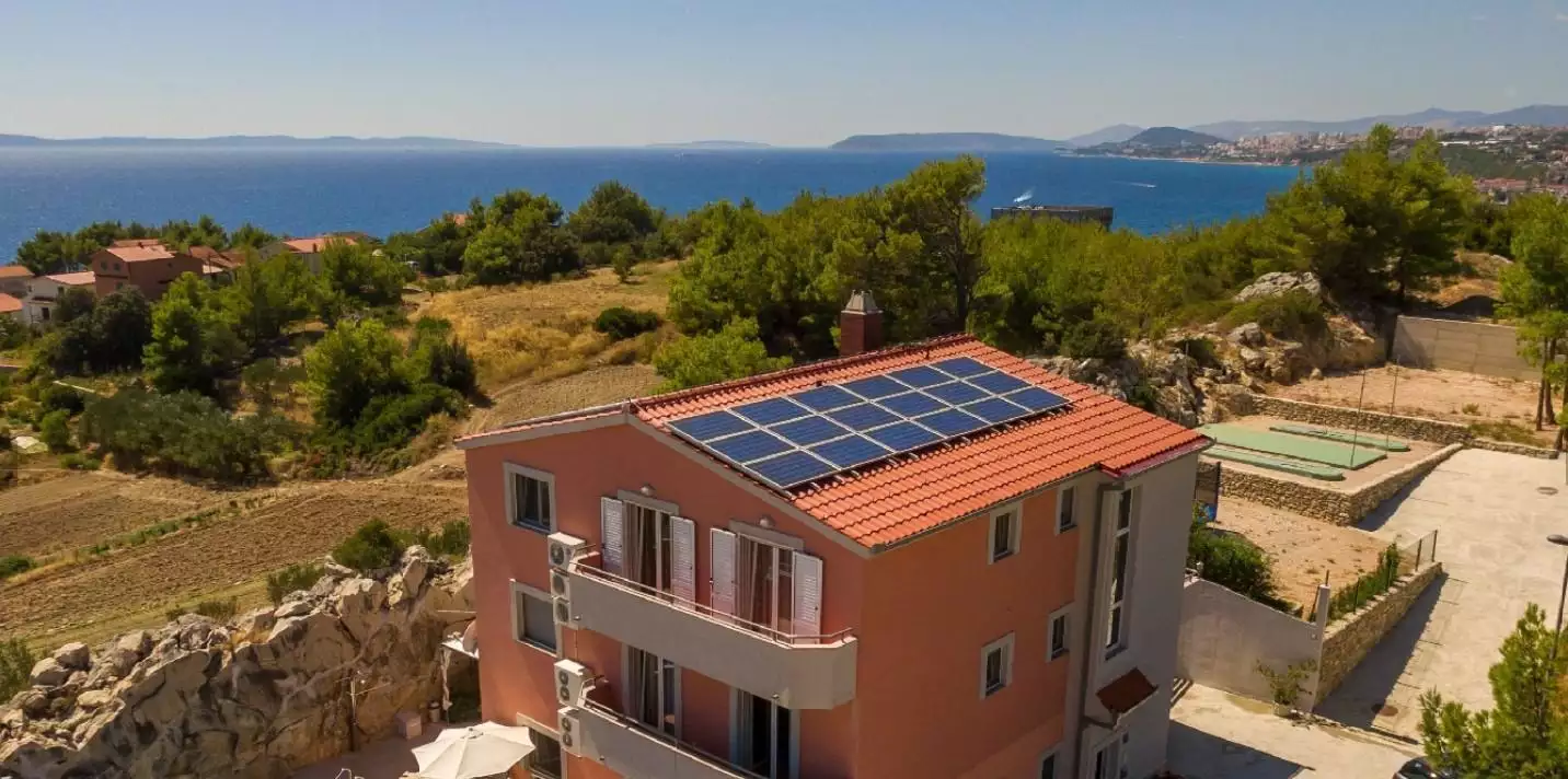 Hotels 340m² in Croatia, Podstrana. Priced at 1400000€ rent photo-5