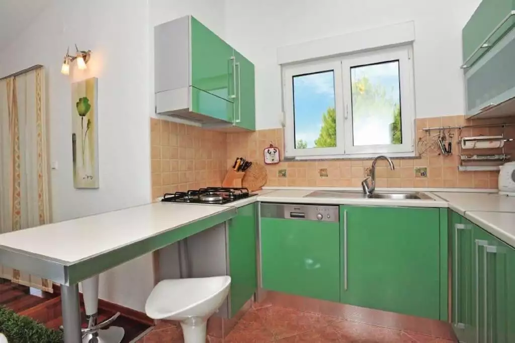 Hotels 340m² in Croatia, Podstrana. Priced at 1400000€ rent photo-18