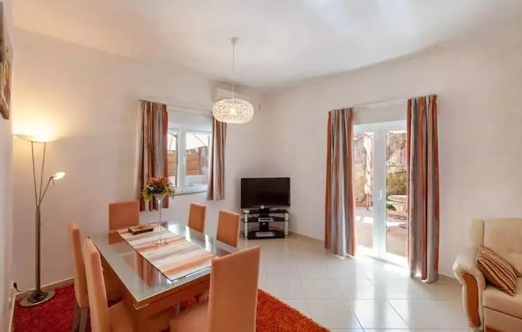 Hotels 340m² in Croatia, Podstrana. Priced at 1400000€ rent photo-24