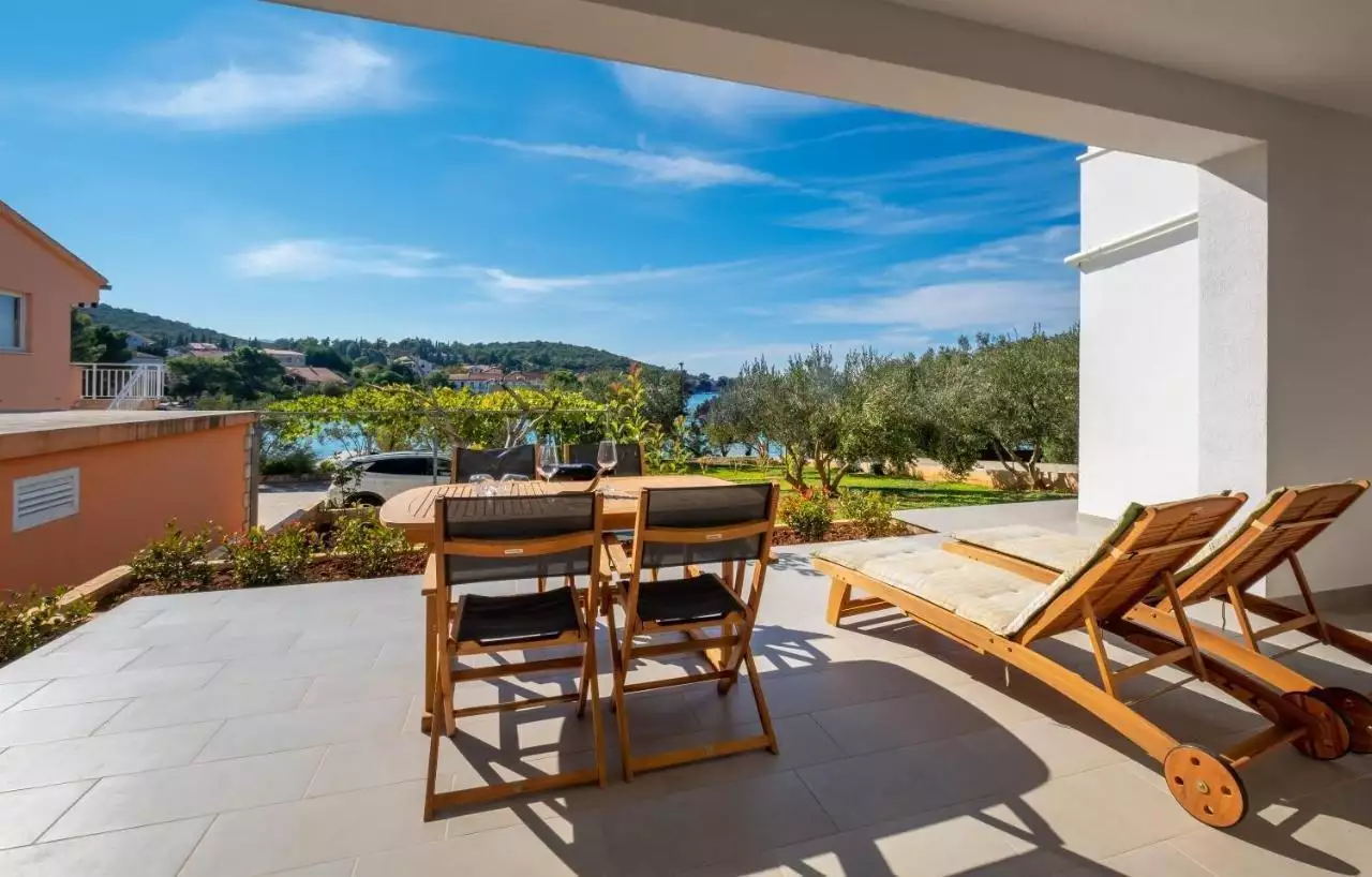 Hotels 450m² in Croatia, Pejesac. Priced at 1700000€ rent photo-12