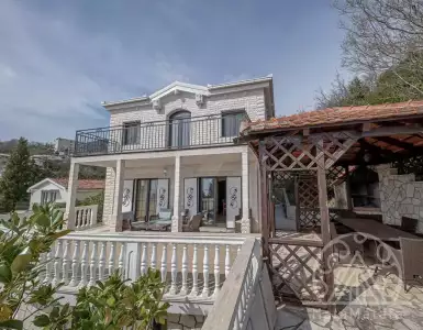 Buy in Montenegro for 345000€