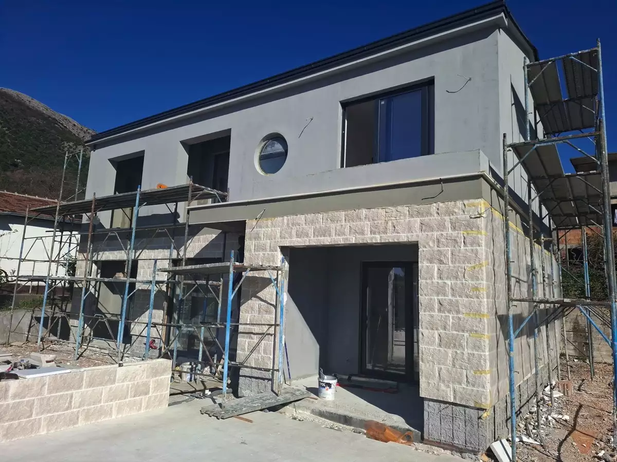 House 250m² in Montenegro, Mrcevac. Priced at 790000€ rent photo-11