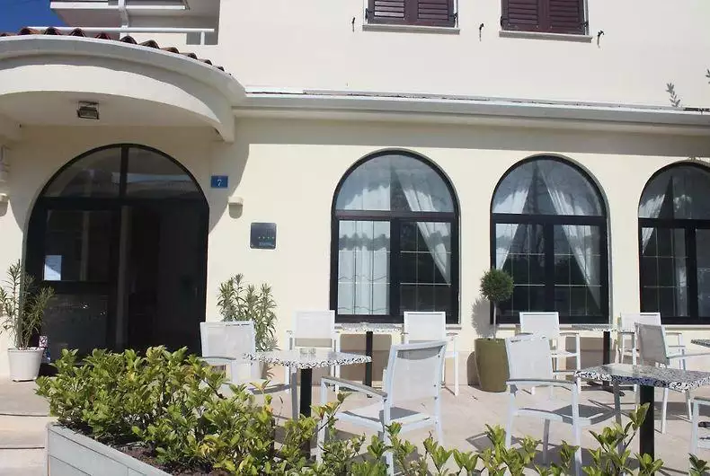 Hotels 1067m² in Croatia, Umag. Priced at 2800000€ rent photo-1